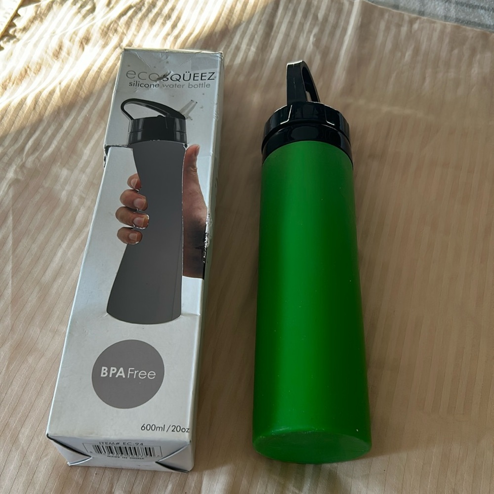 Ecosqueez silicone water  bottle nib